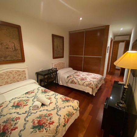 Ch Hostal Victoria Куенка Екстериор снимка