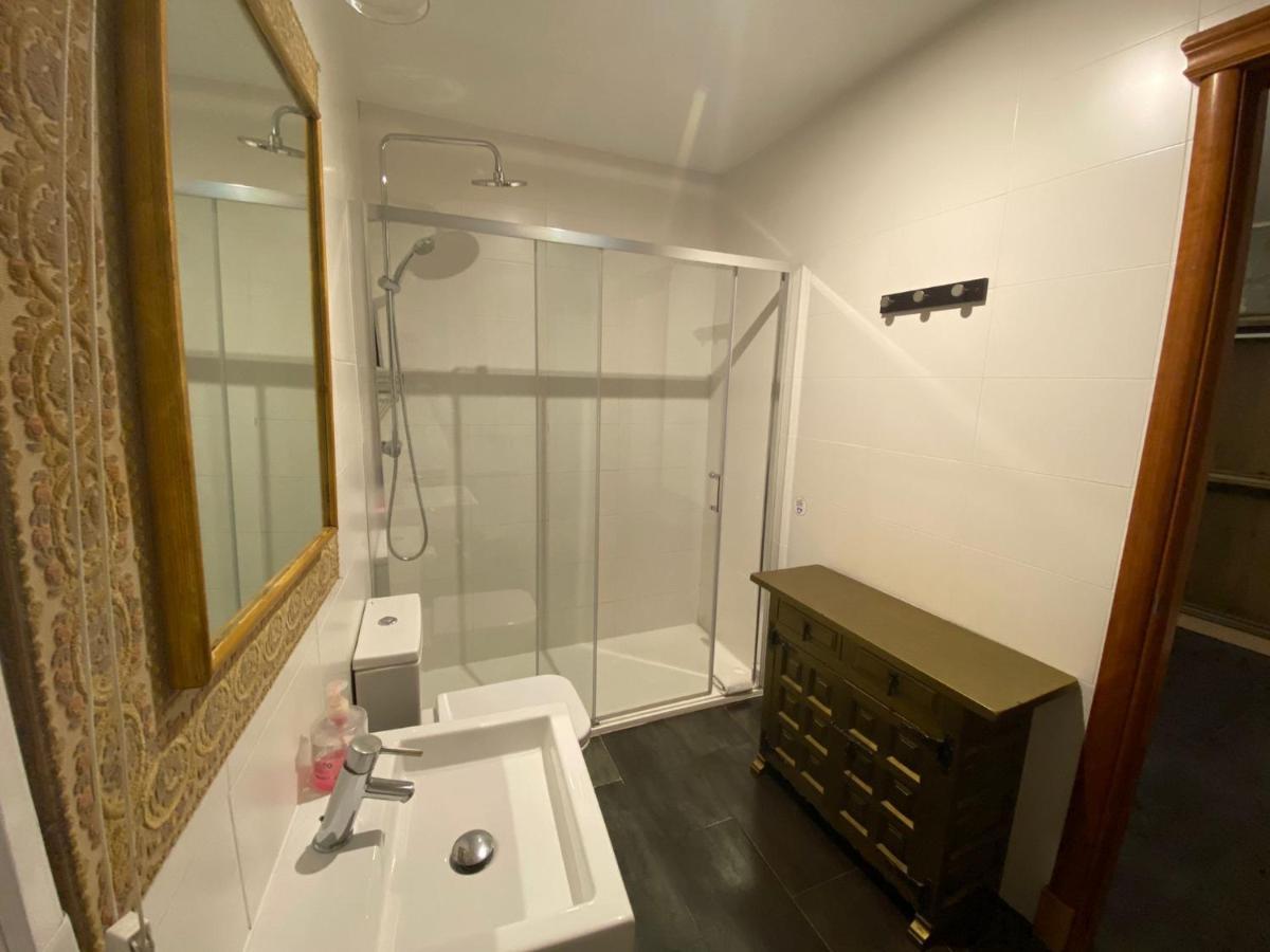 Ch Hostal Victoria Куенка Екстериор снимка